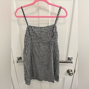 Gingham mini dress. Size 6. From Urban Outfitters